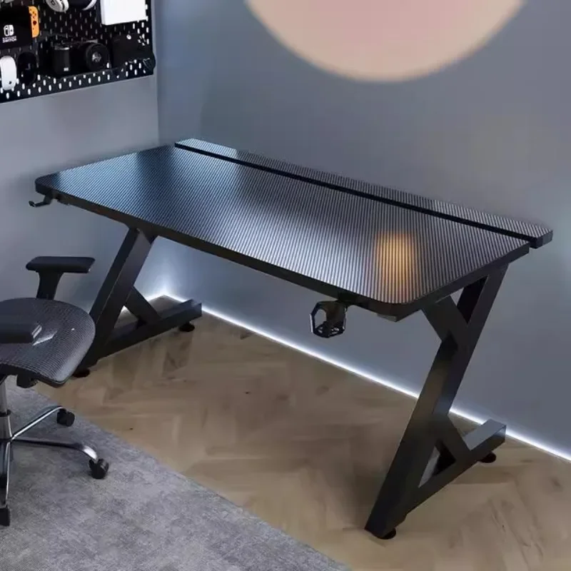 Q 미니멀리스트 블랙 컴퓨터 책상 디자인 고급형 노트북 - Desk Setup Art 리뷰 및 가격